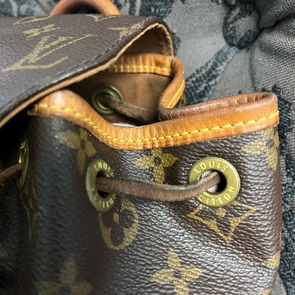Vintage Louis Vuitton Montsouris - Picture 4 of 10
